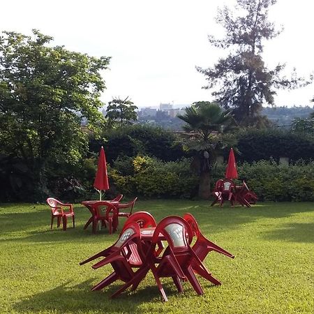 Random Park Hotel Kigali Exterior foto