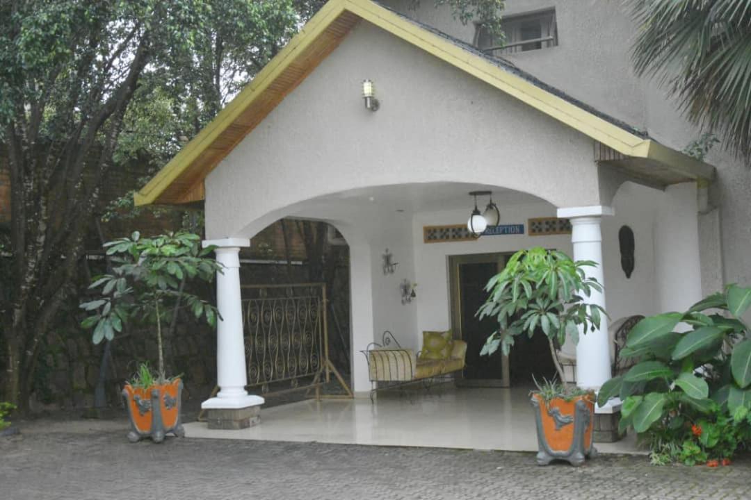 Random Park Hotel Kigali Exterior foto